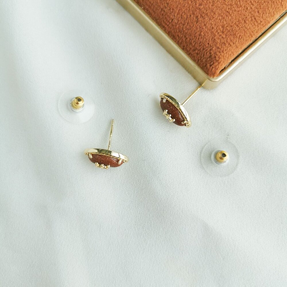 Kendra Scott Gold Football Orange Goldstone Stud Earrings - Picture 4 of 4